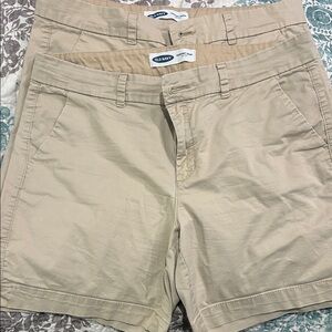 Old Navy Women's mid rise short
